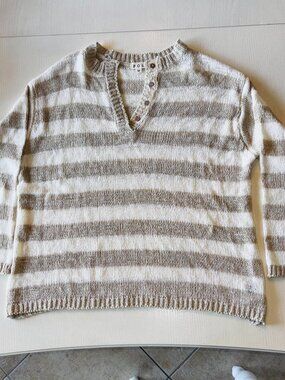 Pol Striped V-Neck Sweater NWOT-Size M